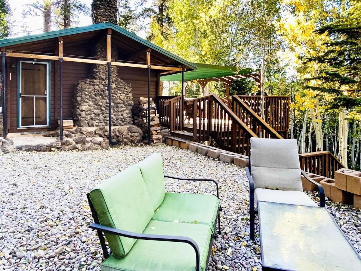 Village Vibes Deck And Bbq Duck Creek Village 外观 照片